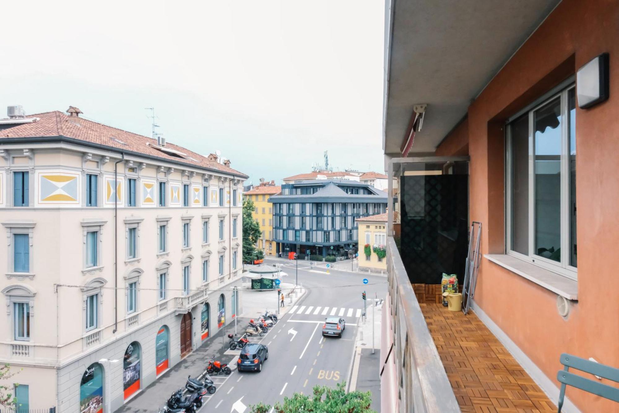 Flora Inn, Paglia 2 - Nel Cuore Del Centro Citta Bergamo Buitenkant foto